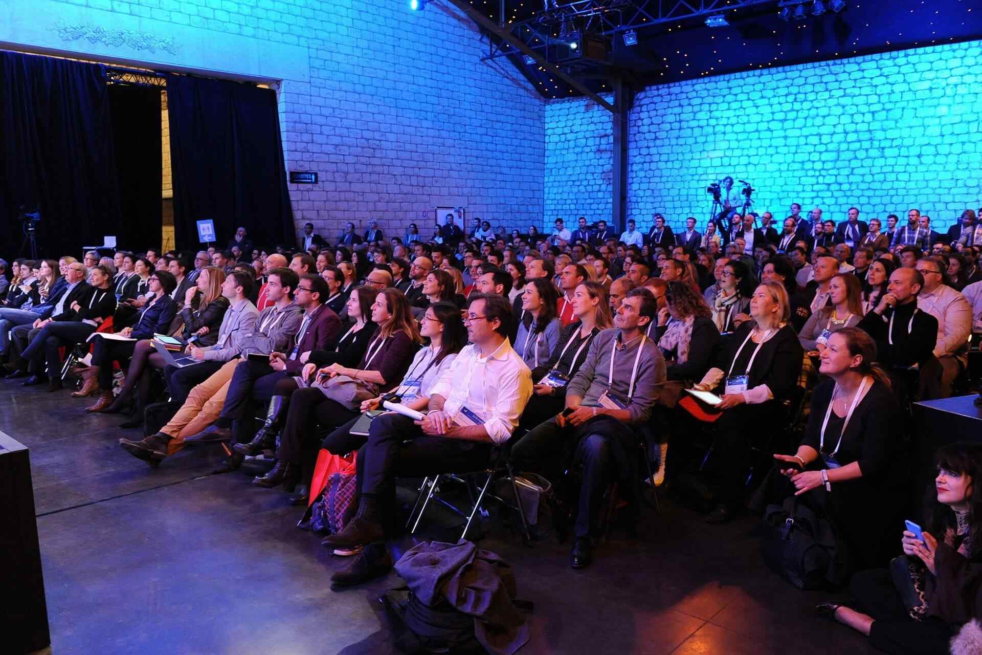 event-post-02 People